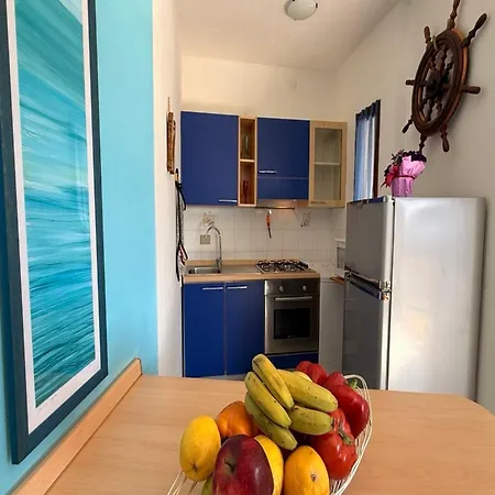 Apartment Just Steps Away From Cala Lupo